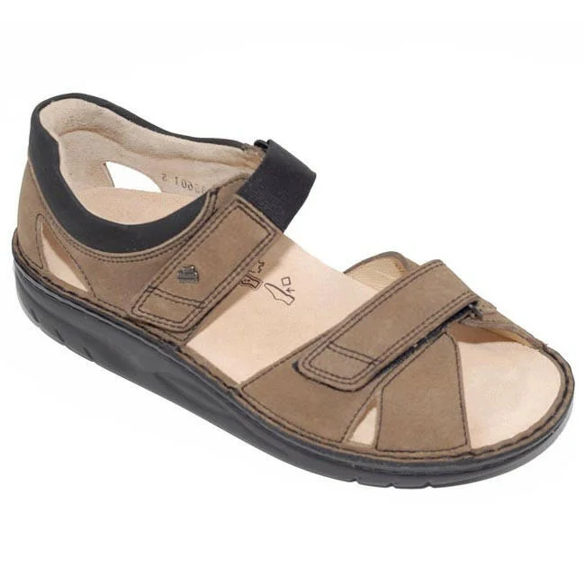 Women's Fashion-Forward Flats Finn Comfort Samara