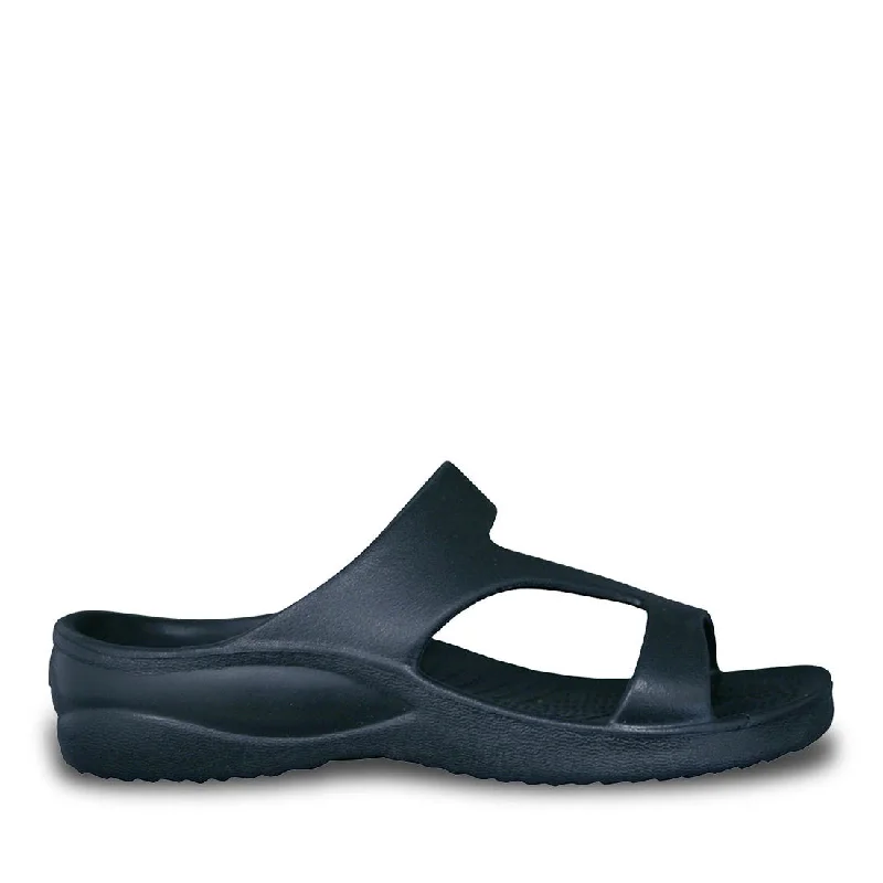 Weekend Exclusive Girls' Z Sandals - Navy