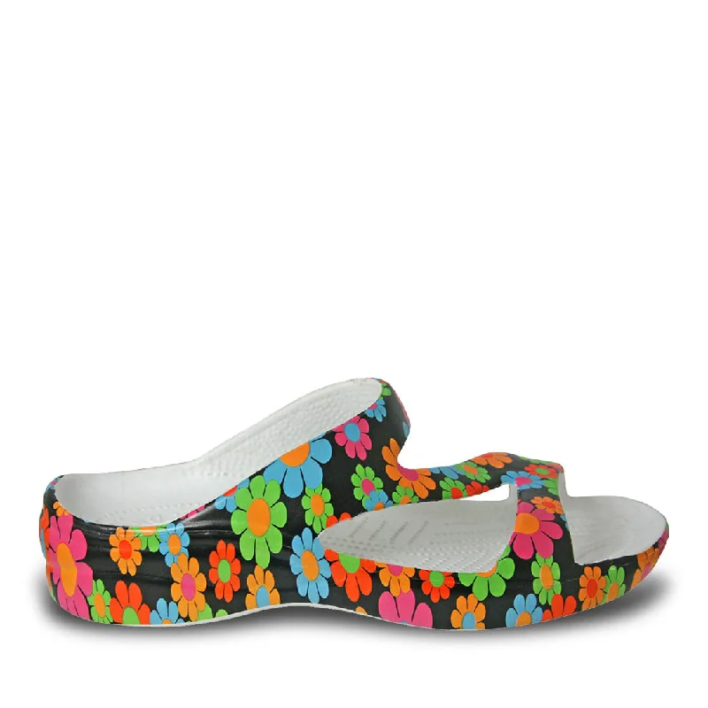 Shop The Hottest Deals Kids' Loudmouth Z Sandals - Magic Bus