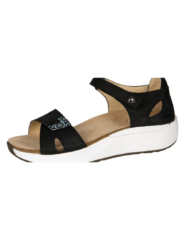 Cozy Chic Promotions Santorini Sandals In Black