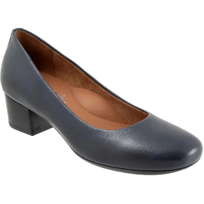 Seasonal Clearance SoftWalk Womens Lynn Faux Leather Slip On Pumps