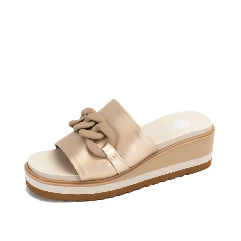 Must-Have Shoe Styles Women's Alora Sandals In Gold