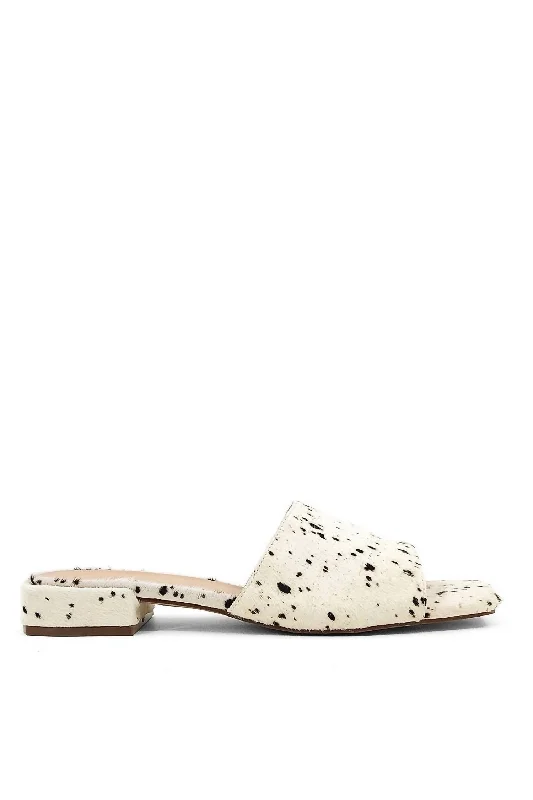 Premium Fashion Women's Claudia Sandals In White Fur
