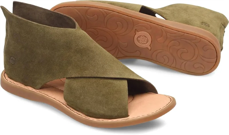 Trend Forward Threads Womens Iwa Sandal - Medium Width In Green Army