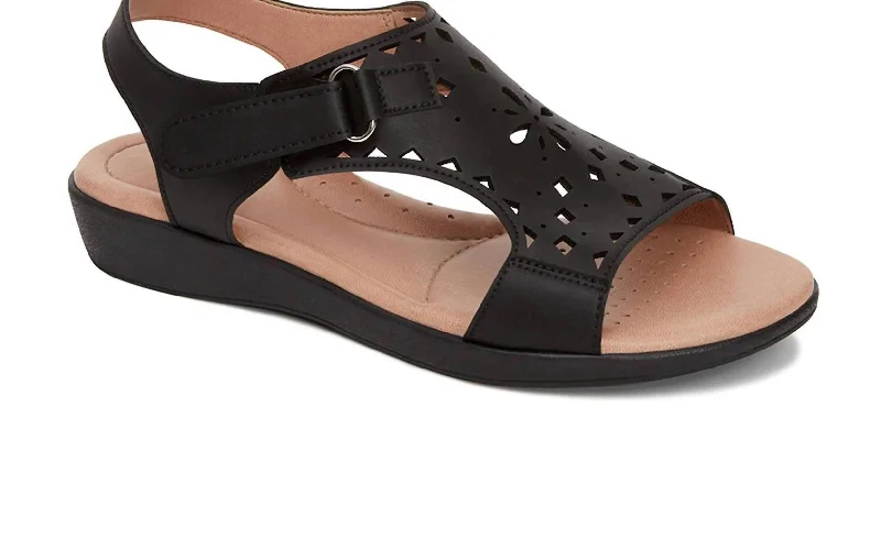 Designer Casual Shoes Women's Leather Comfort Laser Pattern Sandals In Black