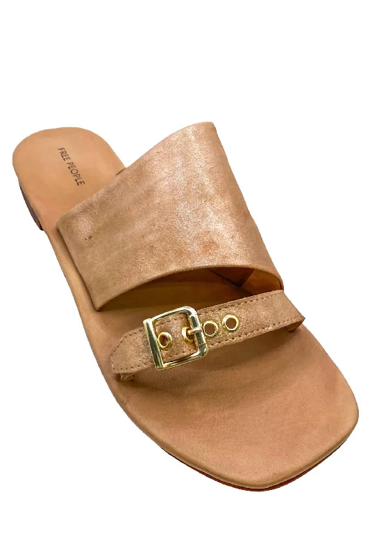 Trendy Outdoor Casual Shoes Women's Mila Minimal Flat Sandal In Rose Gold
