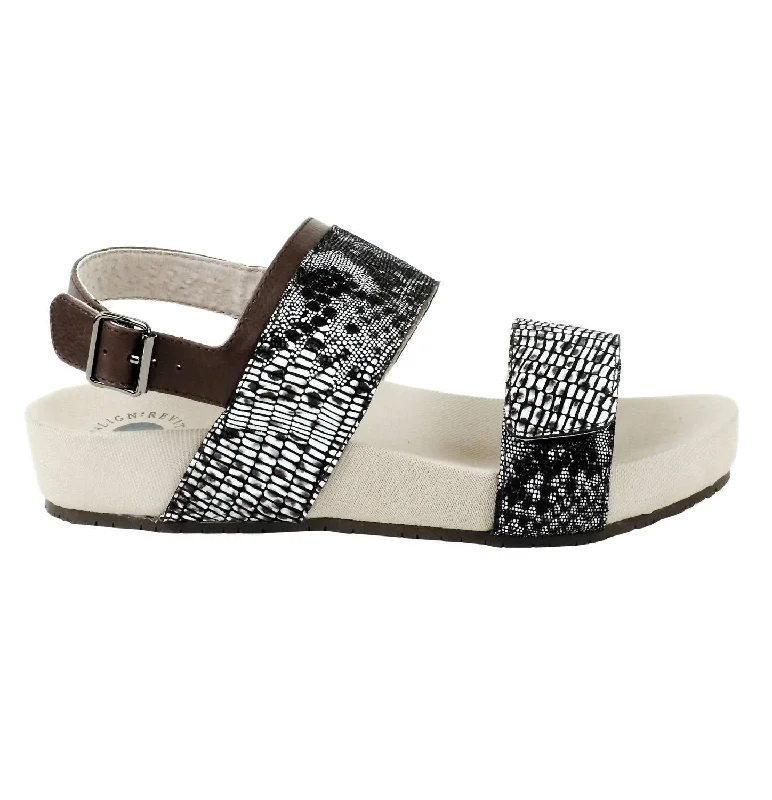 Chic Trend Collection Women's Up Swell Sandal In White Lizard
