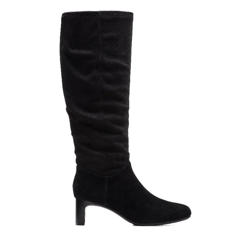 Women's Flats Sale Clarks Kyndall Rise in Black Textile