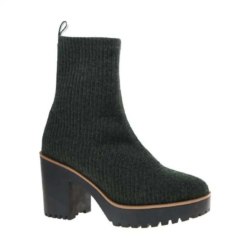 Trendy Women's Shoes Garvey Chill Knit Boot In Olive