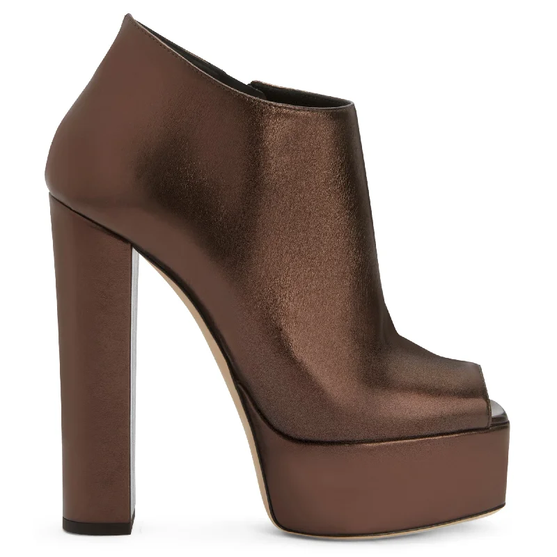 Timeless Elegance Sale Giuseppe Zanotti Judith
