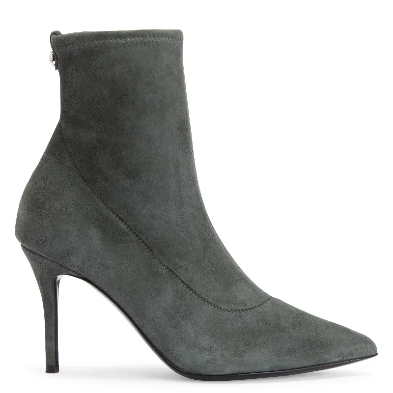 Bid Farewell To The Old Season Giuseppe Zanotti Mirea