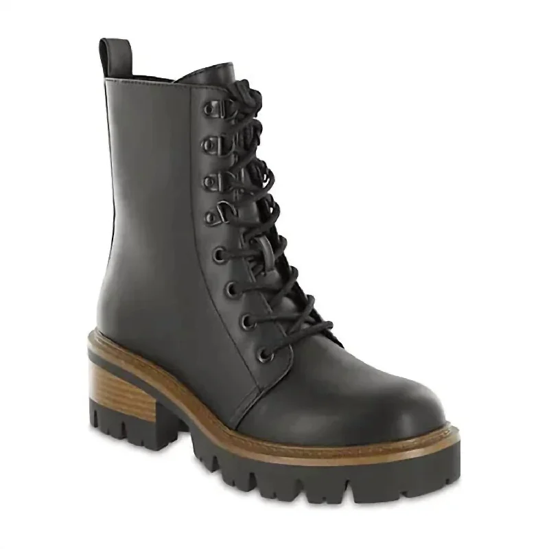 Trend Alert Isaiah Burnap In Black