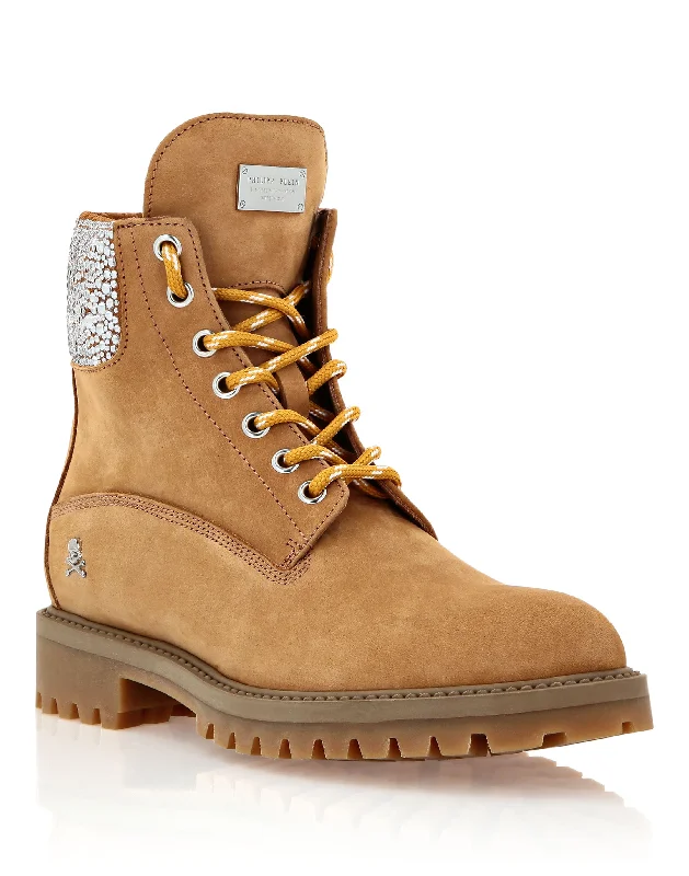 Modern Chic Discounts Nabuk Boots Low Flat Crystal The Hunter