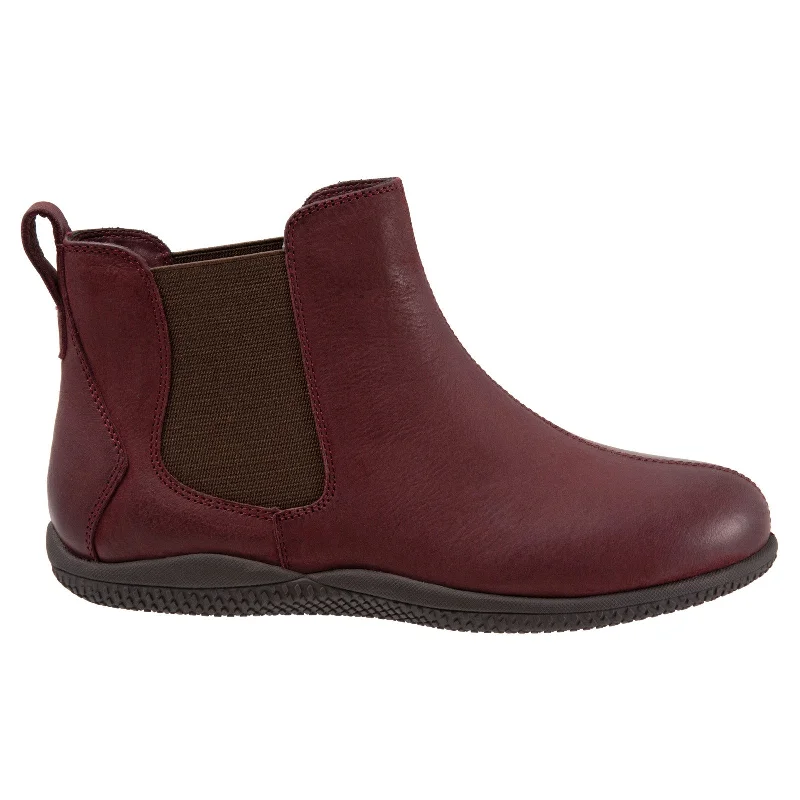 Trendy Styles Softwalk Highland S2053-626 Womens Burgundy Leather Slip On Chelsea Boots Trendy Styles Softwalk Highland S2053-626 Womens Burgundy Leather Slip On Chelsea Boots