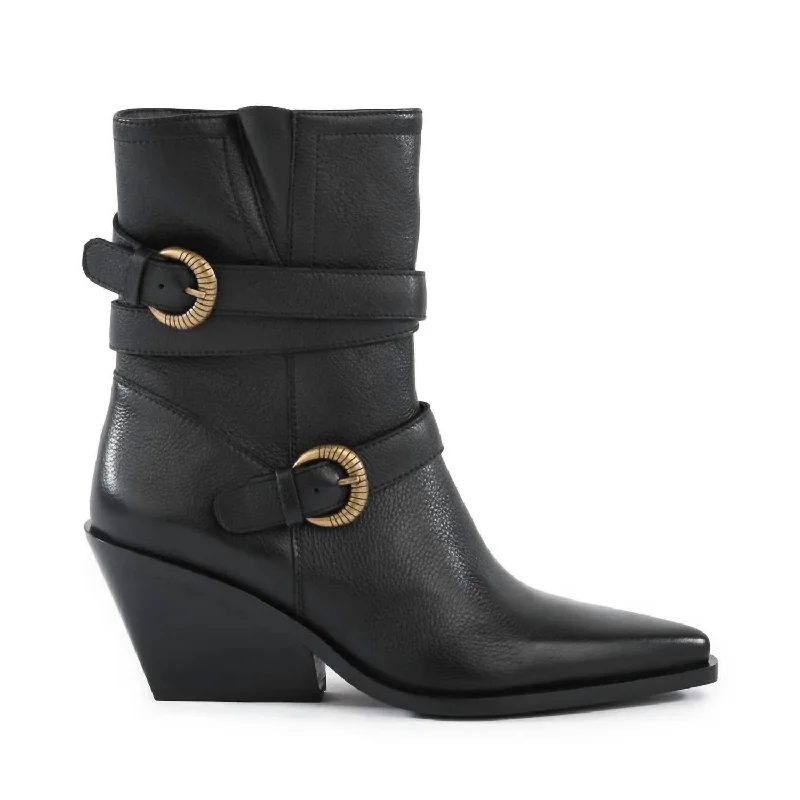 Fashion-Forward Women's Shoes Speak Up Boot In Black