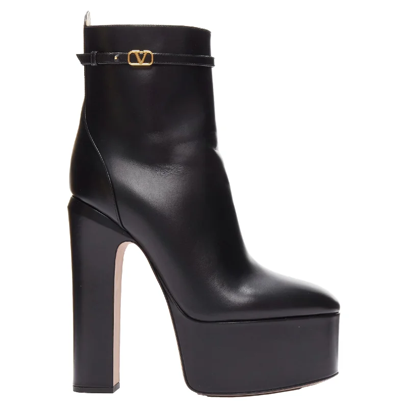 All-Season Shoes Discount Valentino Garavani tango leather v logo buckle platform boots