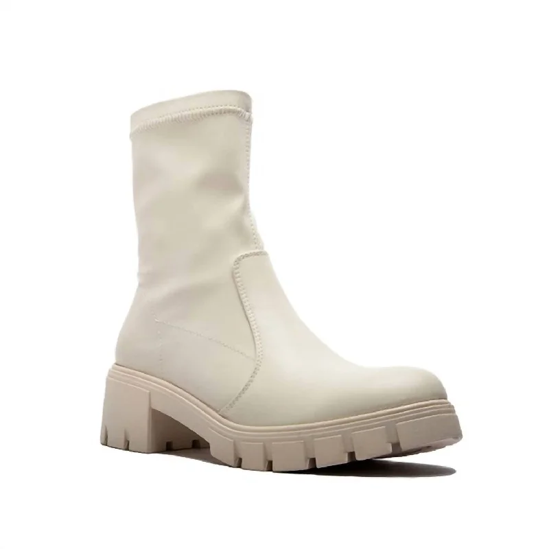 Best Women's Shoe Deals Women's Lug Boots In Beige