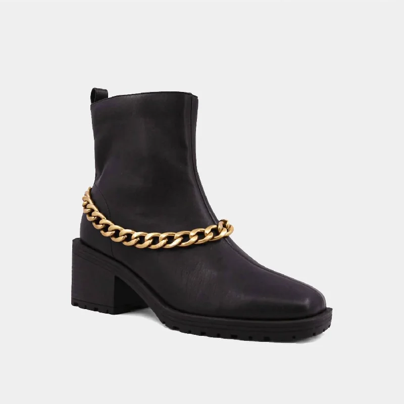 Chic Style Women's Yenni Combat Boot With Chain In Black