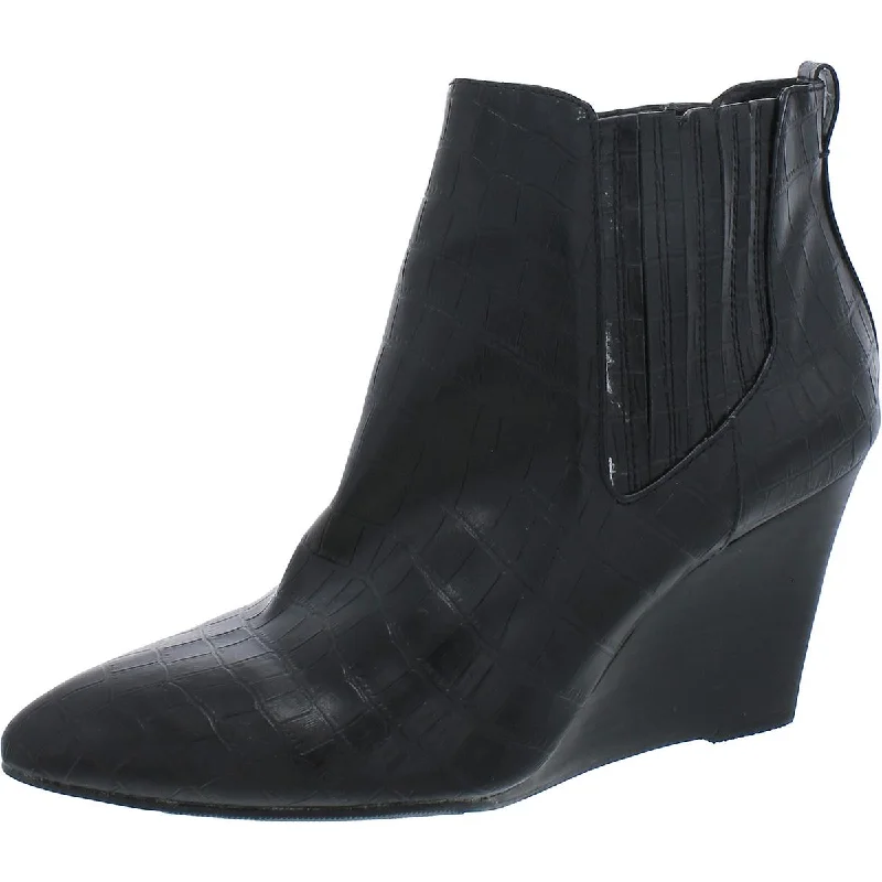 The Good Stuff Report Womens William Snake Print Slip On Wedge Boots