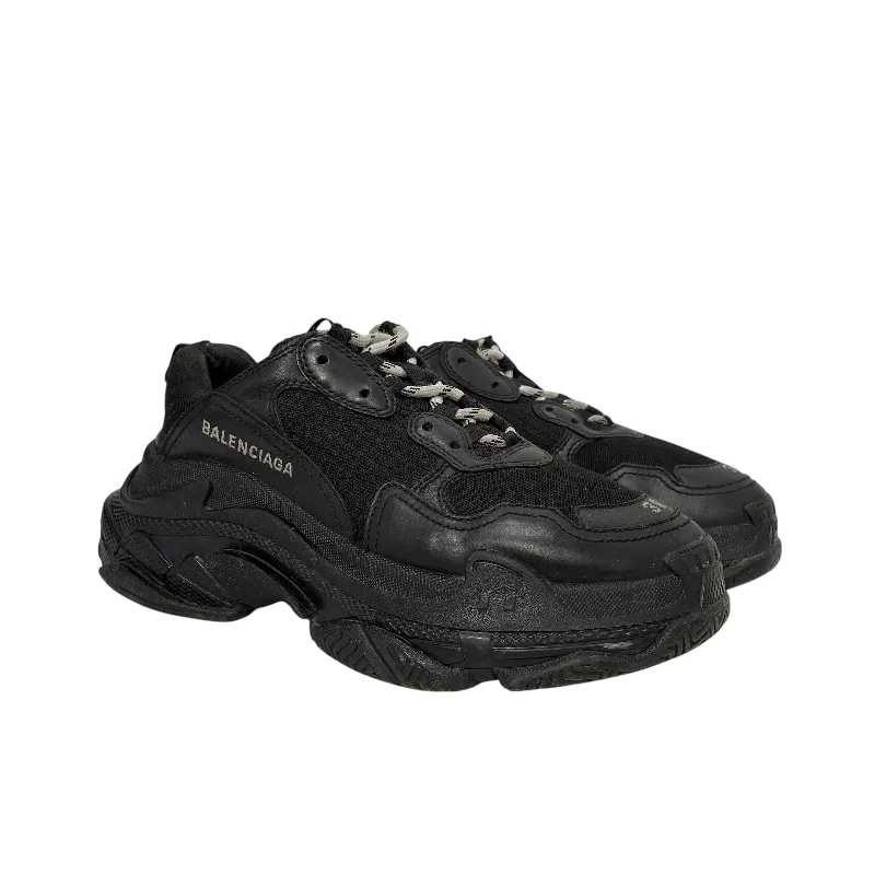 Budget-Friendly Fashion BALENCIAGA/Low-Sneakers/EU 39/BLK/Triple S Trainers