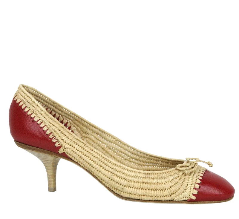 Seasonal Trends Bottega Veneta Women's Bow Beige Red Straw Leather Ballet Flat (39.5 EU / 9.5 US) Seasonal Trends Bottega Veneta Women's Bow Beige Red Straw Leather Ballet Flat (39.5 EU / 9.5 US)