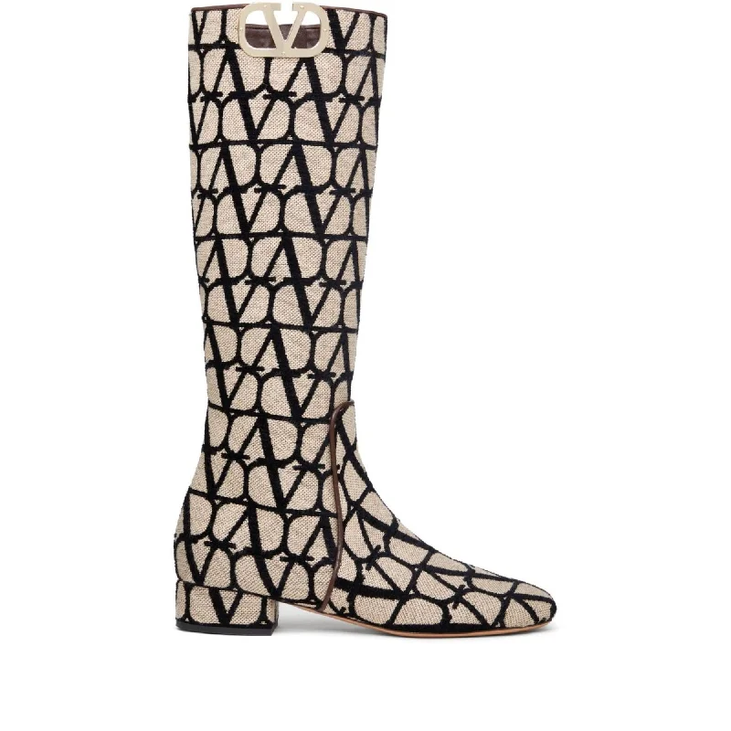 The Latest Trends Valentino Garavani V'Logo Type Toile Iconographe Boots