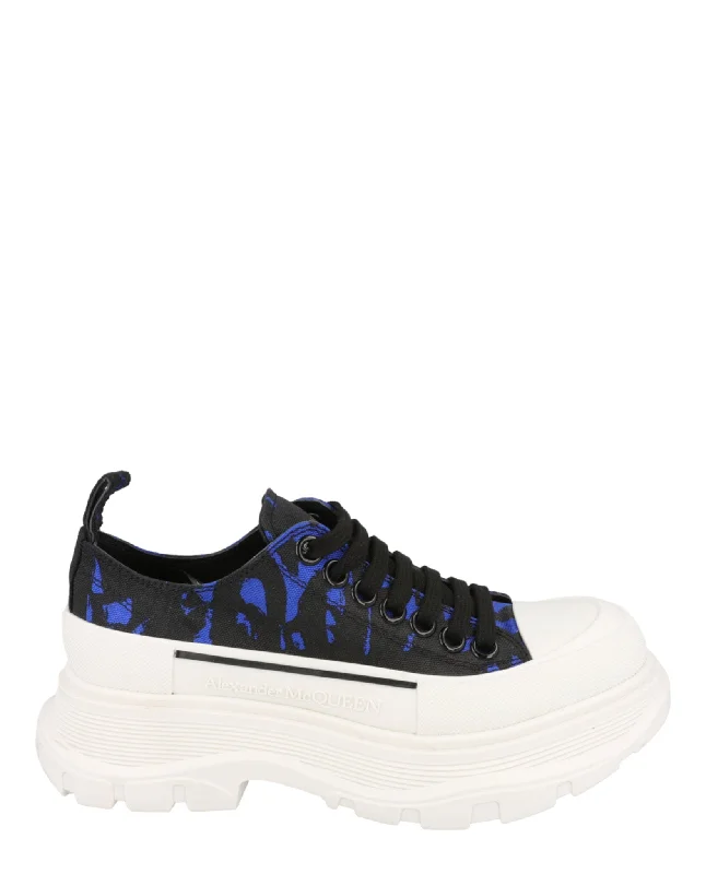 Comfortable Women's Shoes Alexander McQueen Womens Tread Slick Low-Top Sneakers