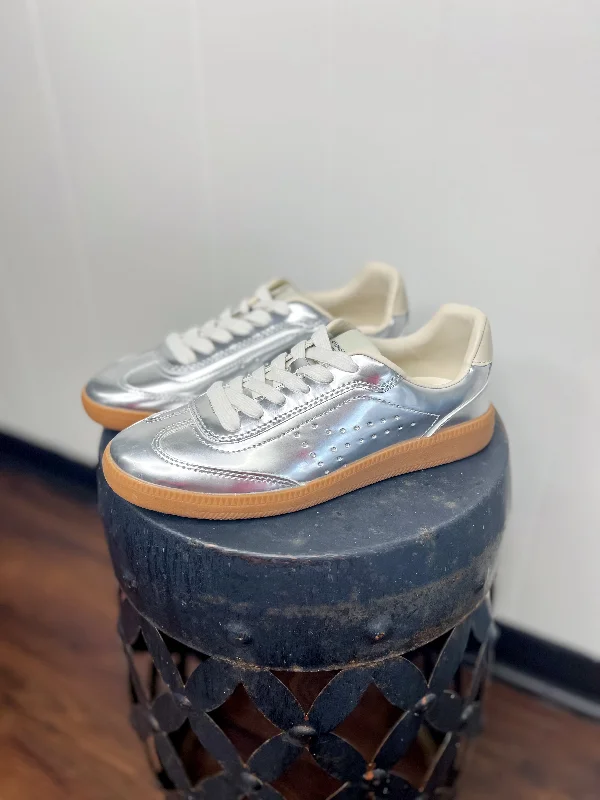 Casual Yet Chic Sales [Steve Madden] Duo Silver Sneaker