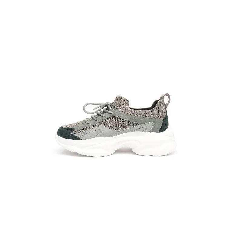 Fashion Forward, Function First Tomas Sneaker