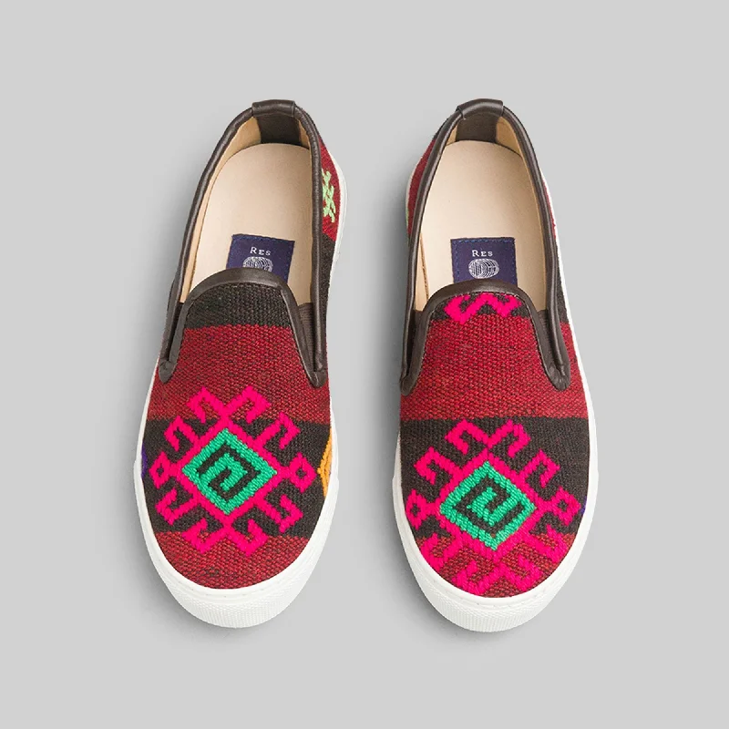 Water-Resistant Shoes Sale Women's Kilim Sneaker Size 6