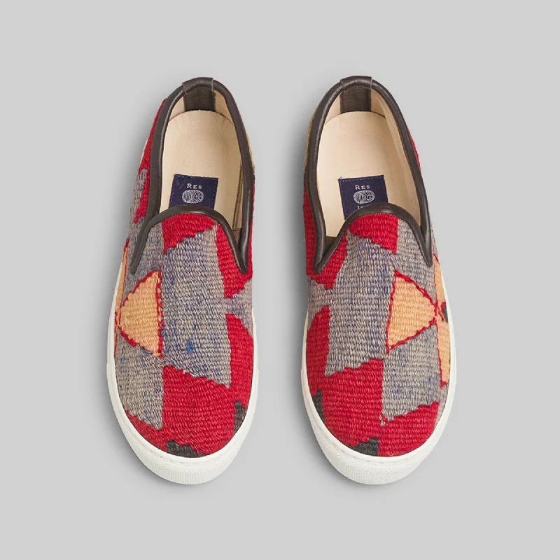 Street-Style Slip-Ons Women's Kilim Sneaker Size 9
